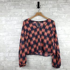 3/$25 ASTR cropped Blouse | Size M